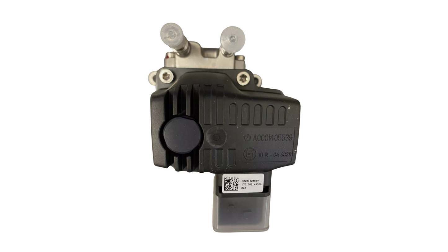 EA0001405639 | Genuine Detroit Diesel® DEF Metering Unit